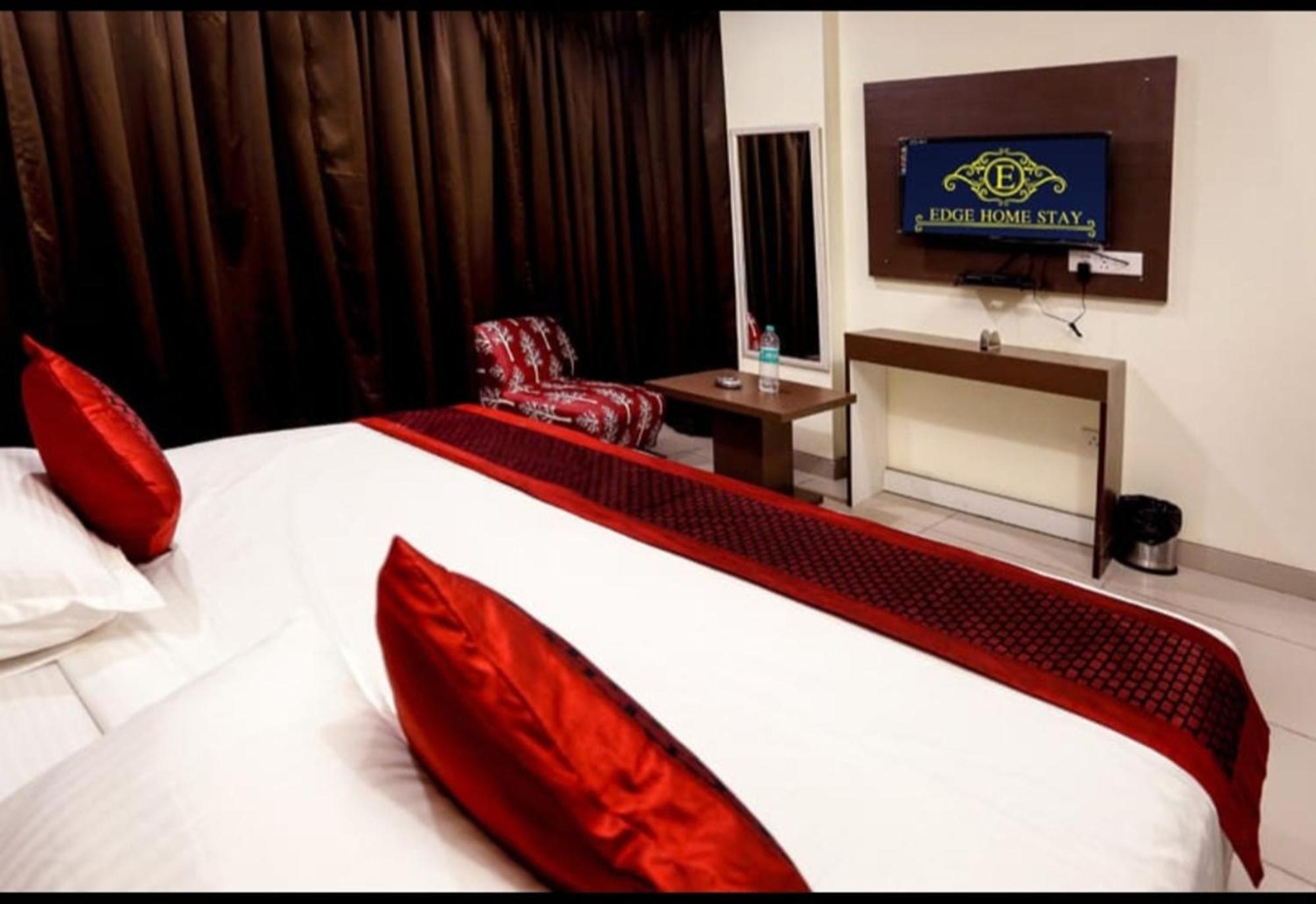 Airport Hotel Edge Home Stay Yeni Delhi Dış mekan fotoğraf
