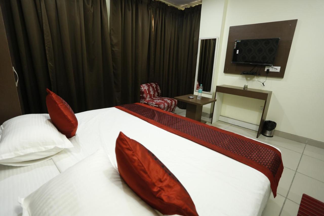 Airport Hotel Edge Home Stay Yeni Delhi Dış mekan fotoğraf